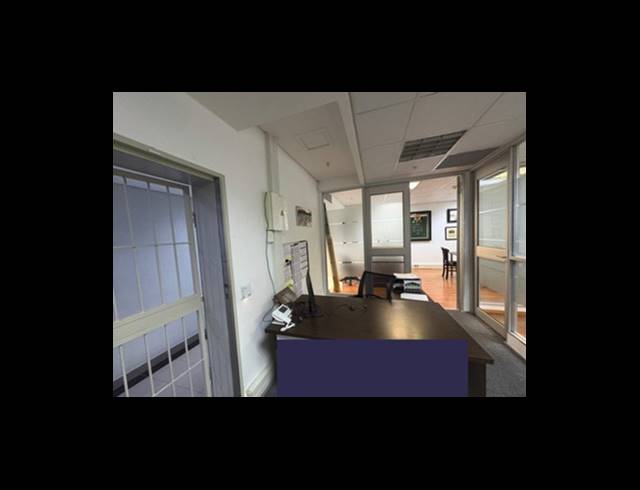 105M² OFFICE TO LET IN CLAREMONT